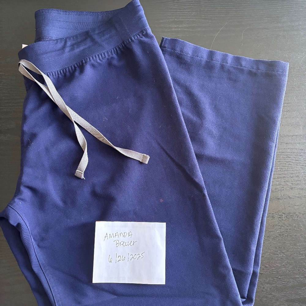 Figs pants